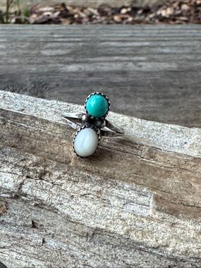 Native American Sterling SIlver Ring with Turquoise and Mother of Pearl